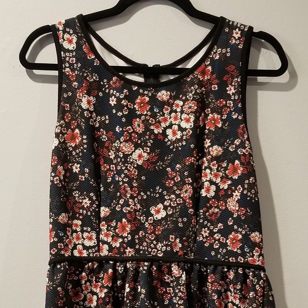 Floral Red & Black Dress - Large